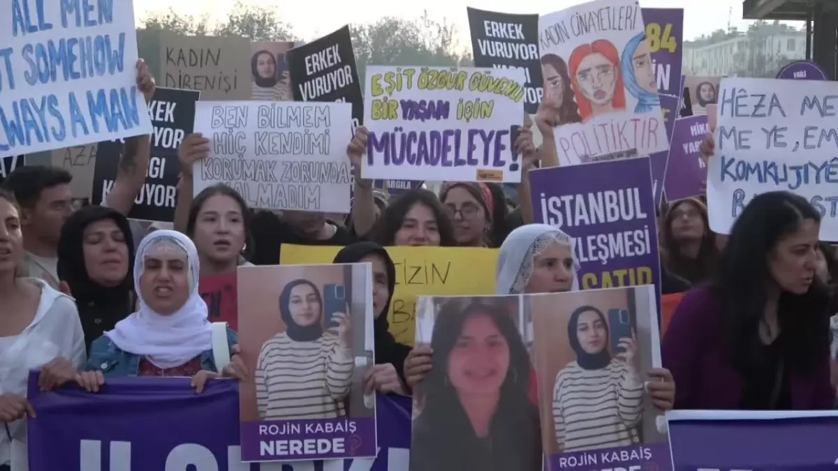 Diyarbakır’da Kadın Cinayetlerine Tepki Yürüyüşü