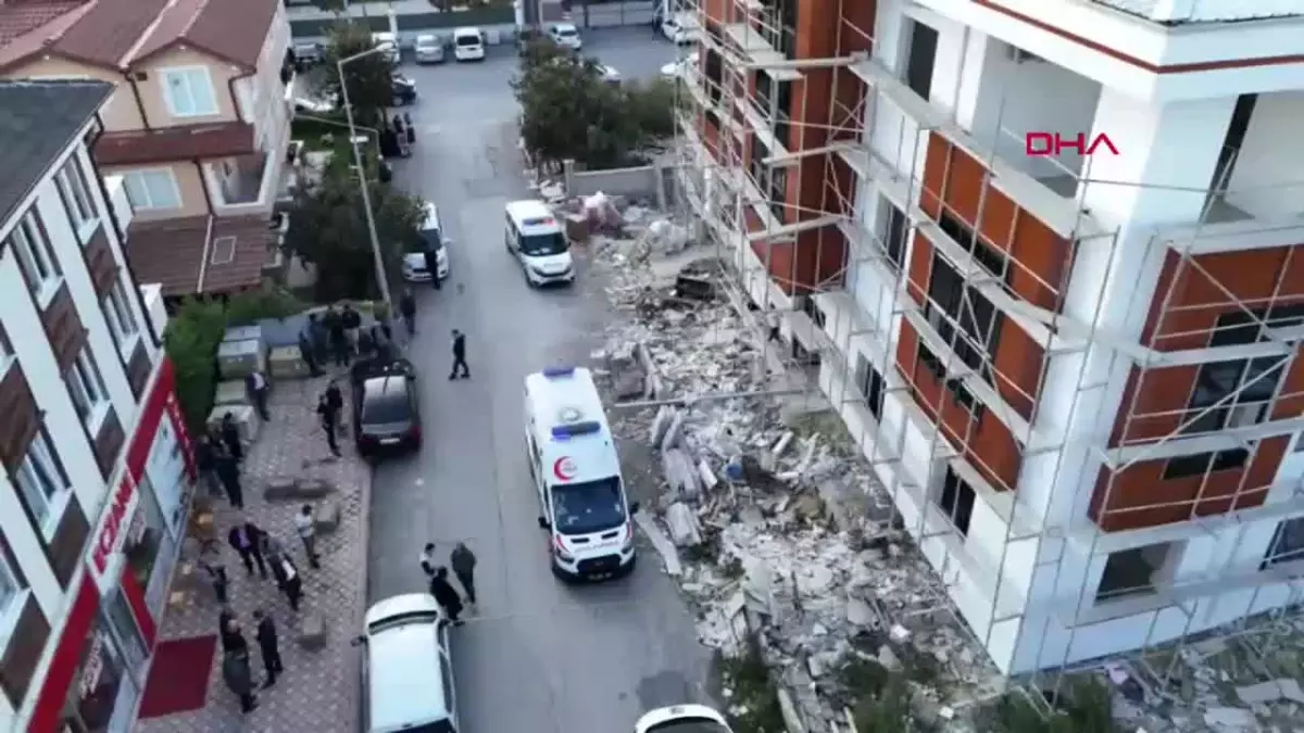 Sakarya’da İnşaat Çökmesi: 2 İşçi Hayatını Kaybetti